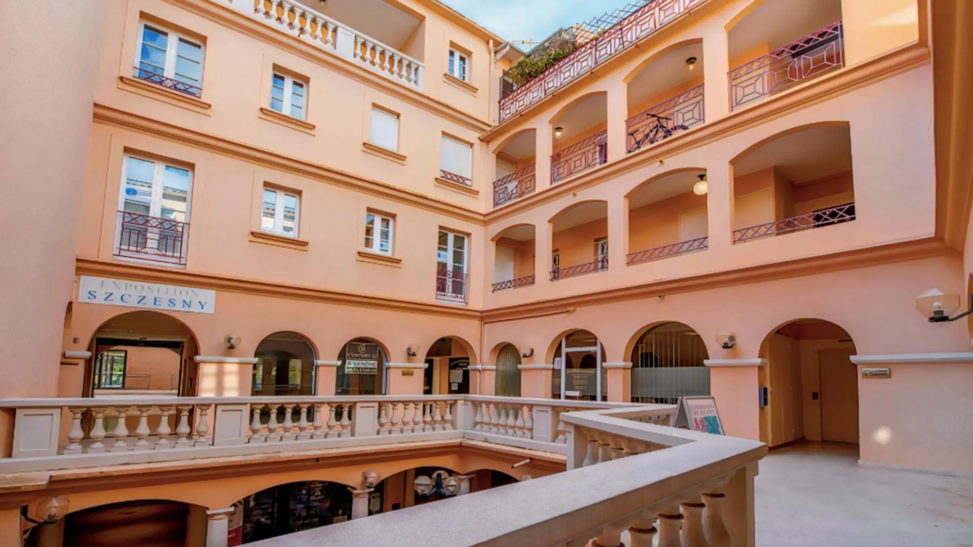 Superb Apartment In The Heart Of Saint-Tropez